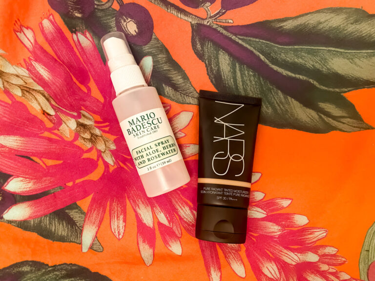 10 Essential Beauty Products for Travel 19 essential beauty products for travel
